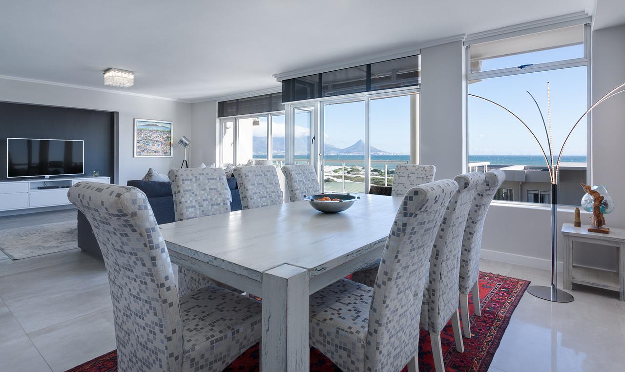 dining-room-g22ccee45a_1280